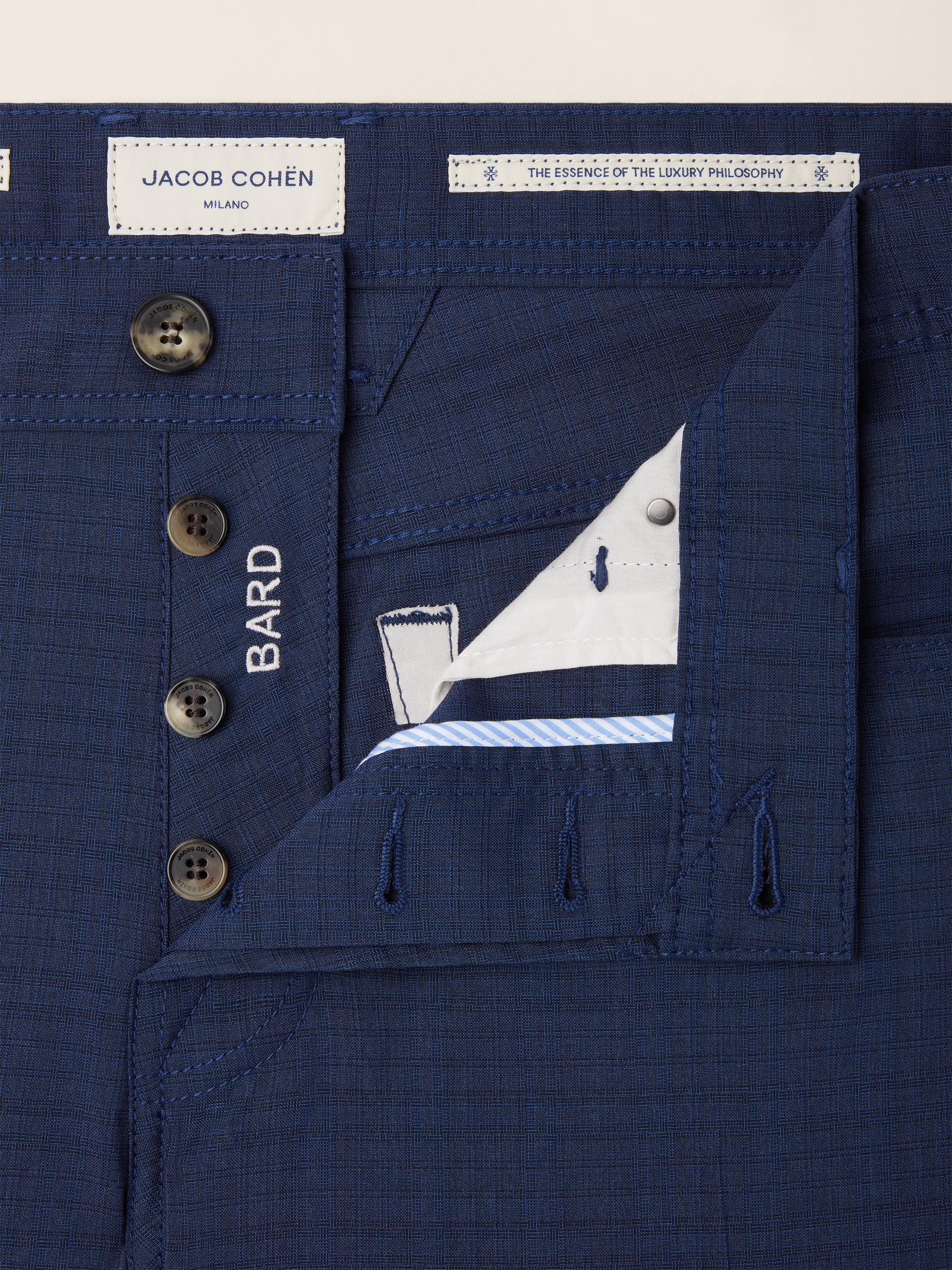 Bard - Pants in Check Wool - Image 6
