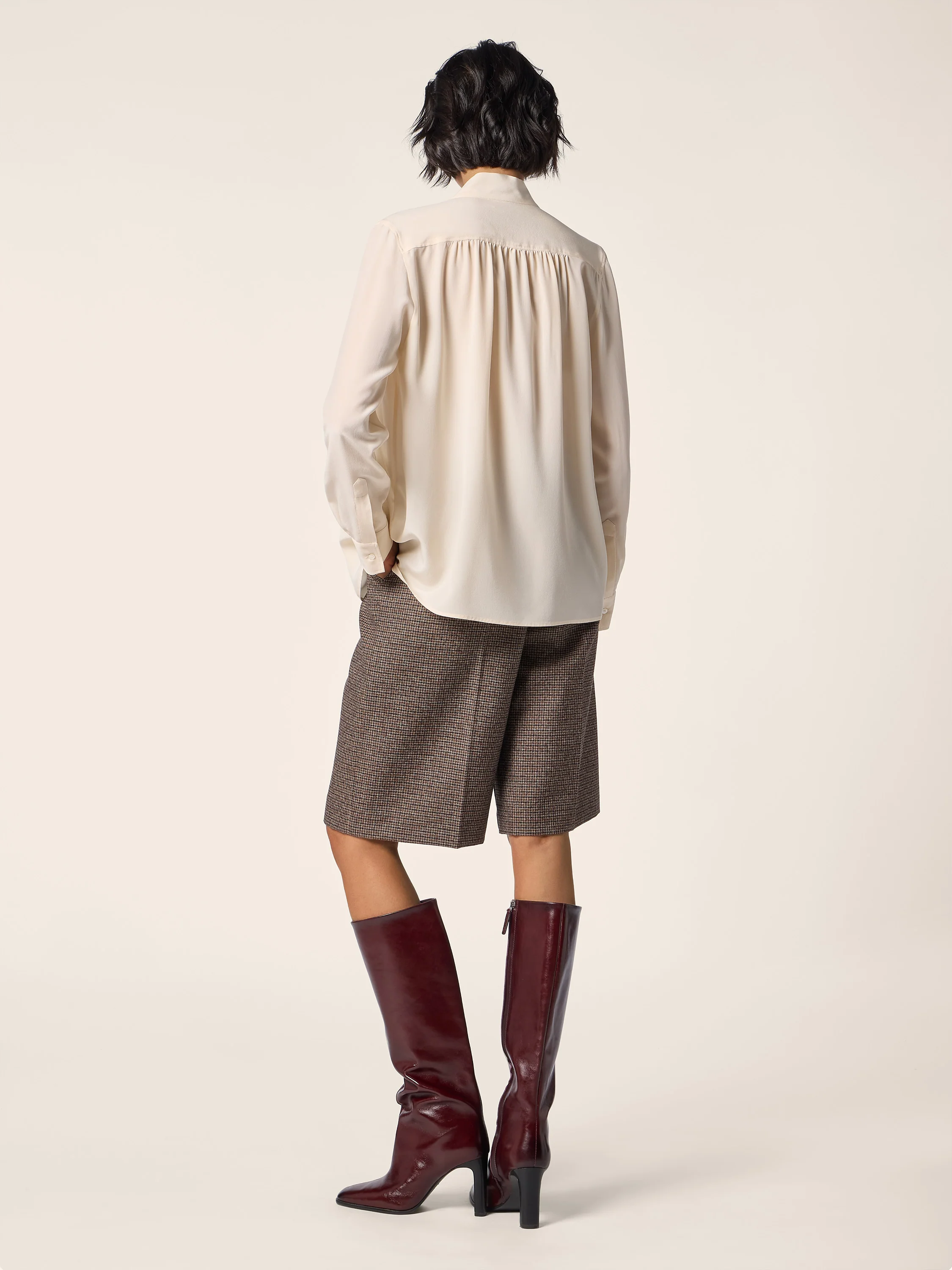Silk Crêpe de Chine Shirt With Bow Tie - Image 3