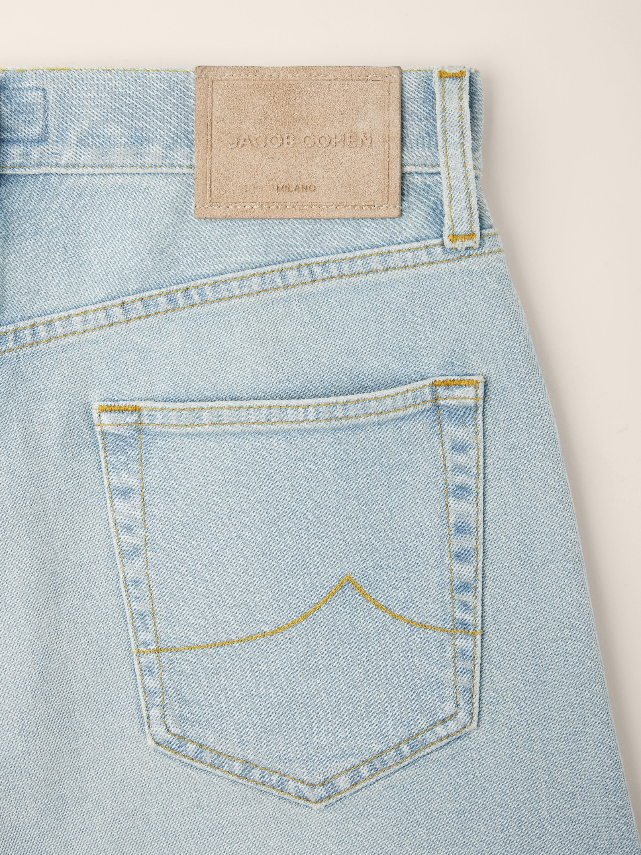 Britney - Comfort Cotton-Lyocell Denim Shorts - Image 3