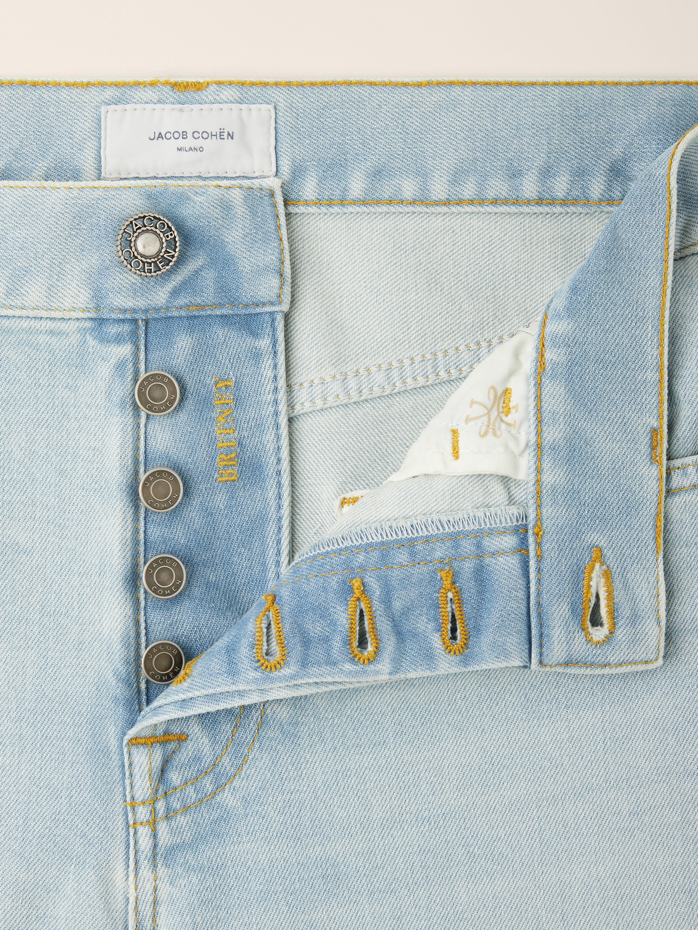 Britney - Comfort Cotton-Lyocell Denim Shorts - Image 6