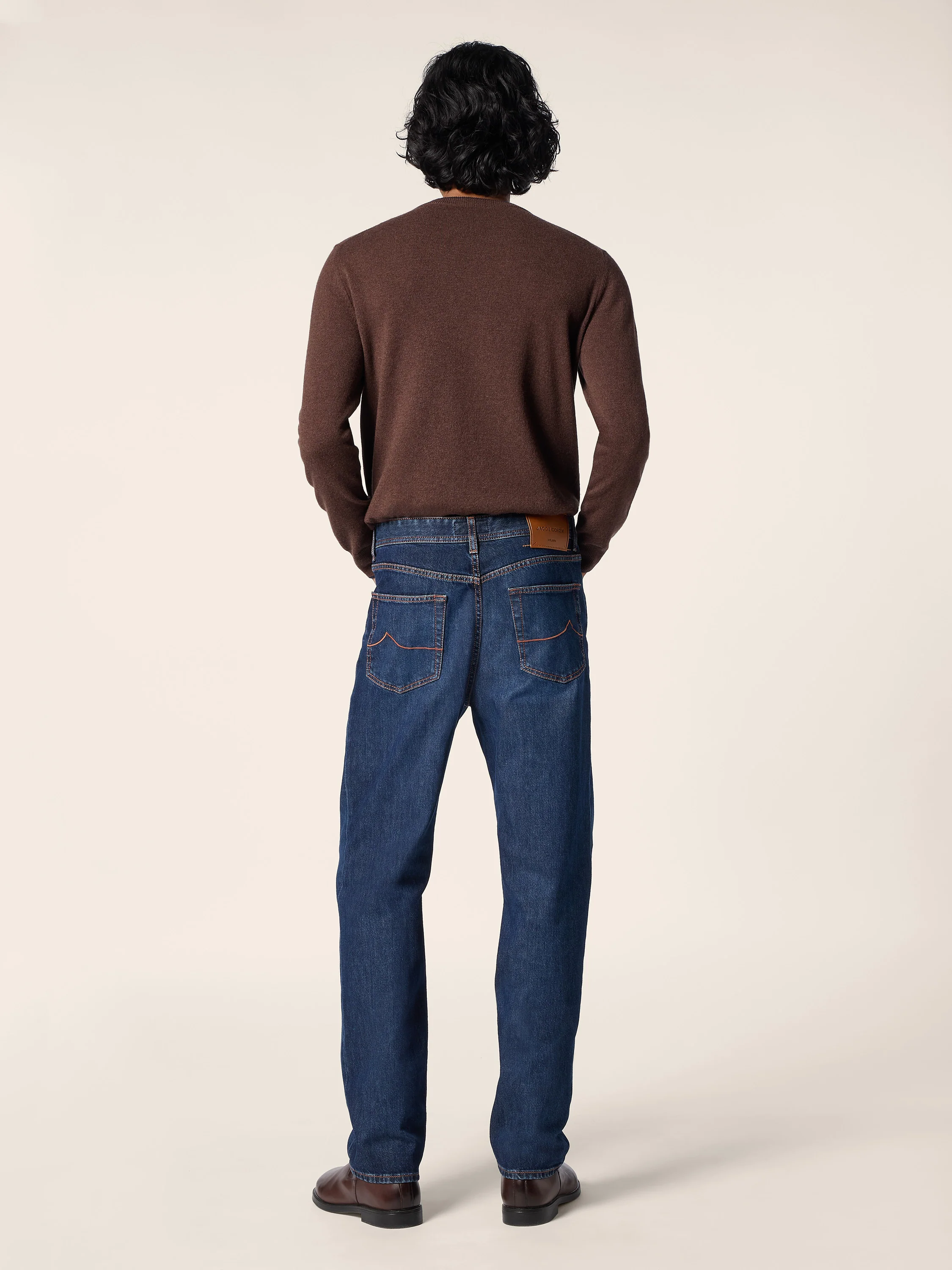 Sweater in Cashmere - Image 3