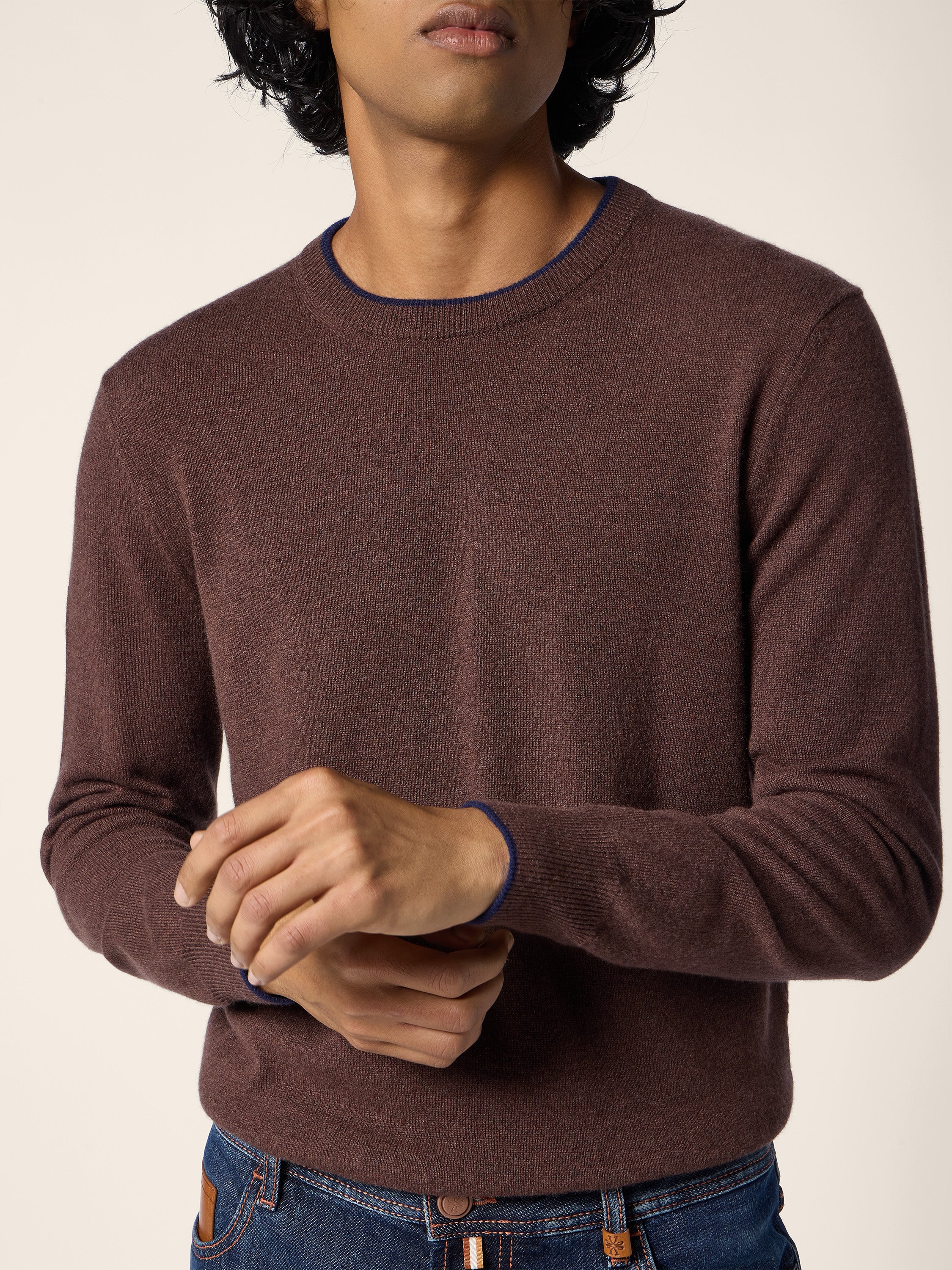 Sweater in Cashmere - Image 4