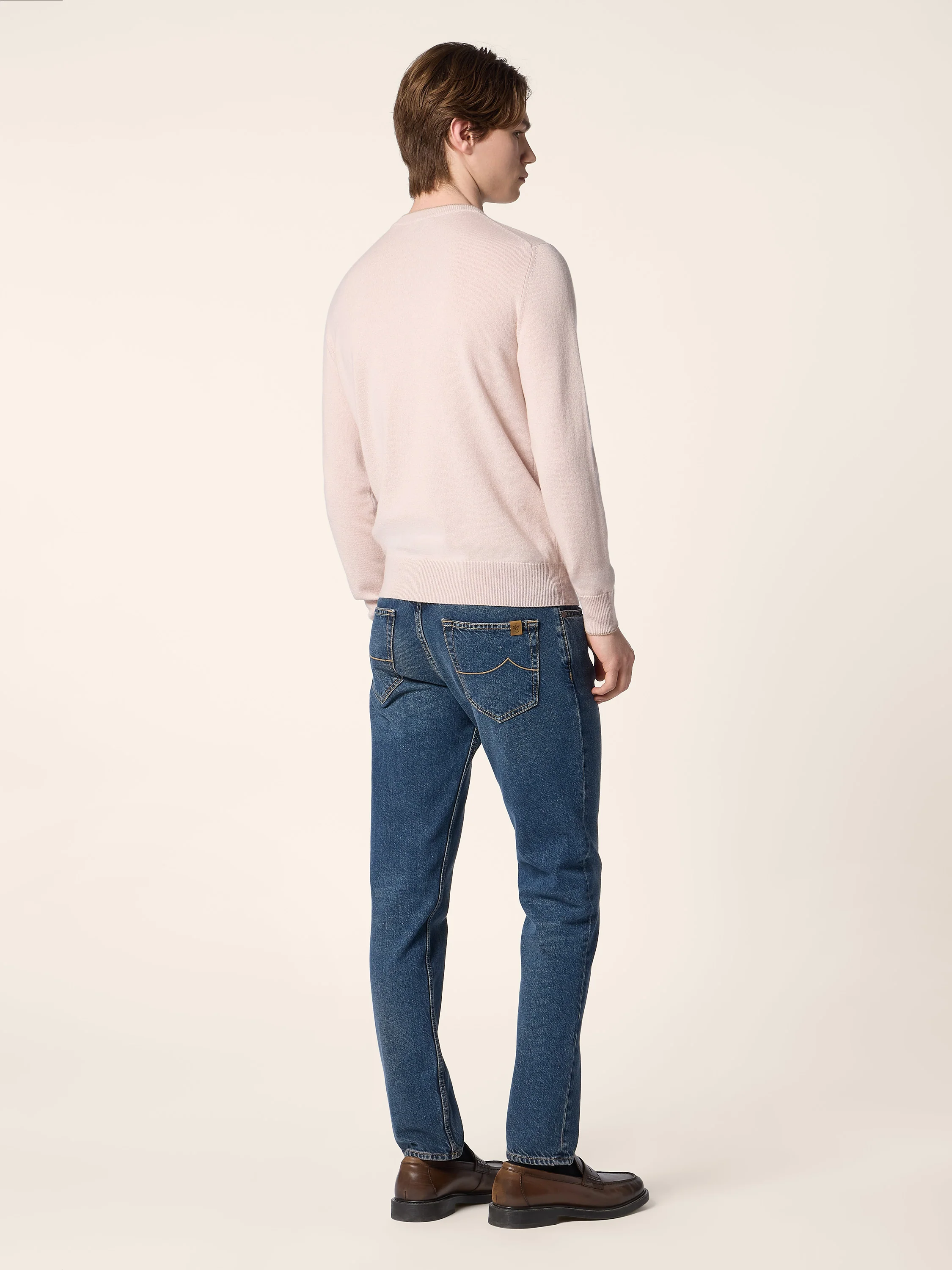 Sweater in Cashmere - Image 3