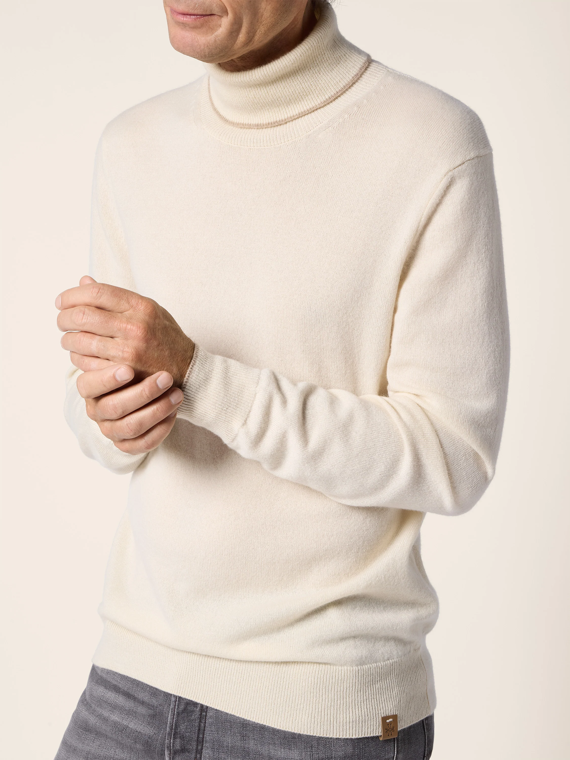 Cashmere Turtleneck - Image 4