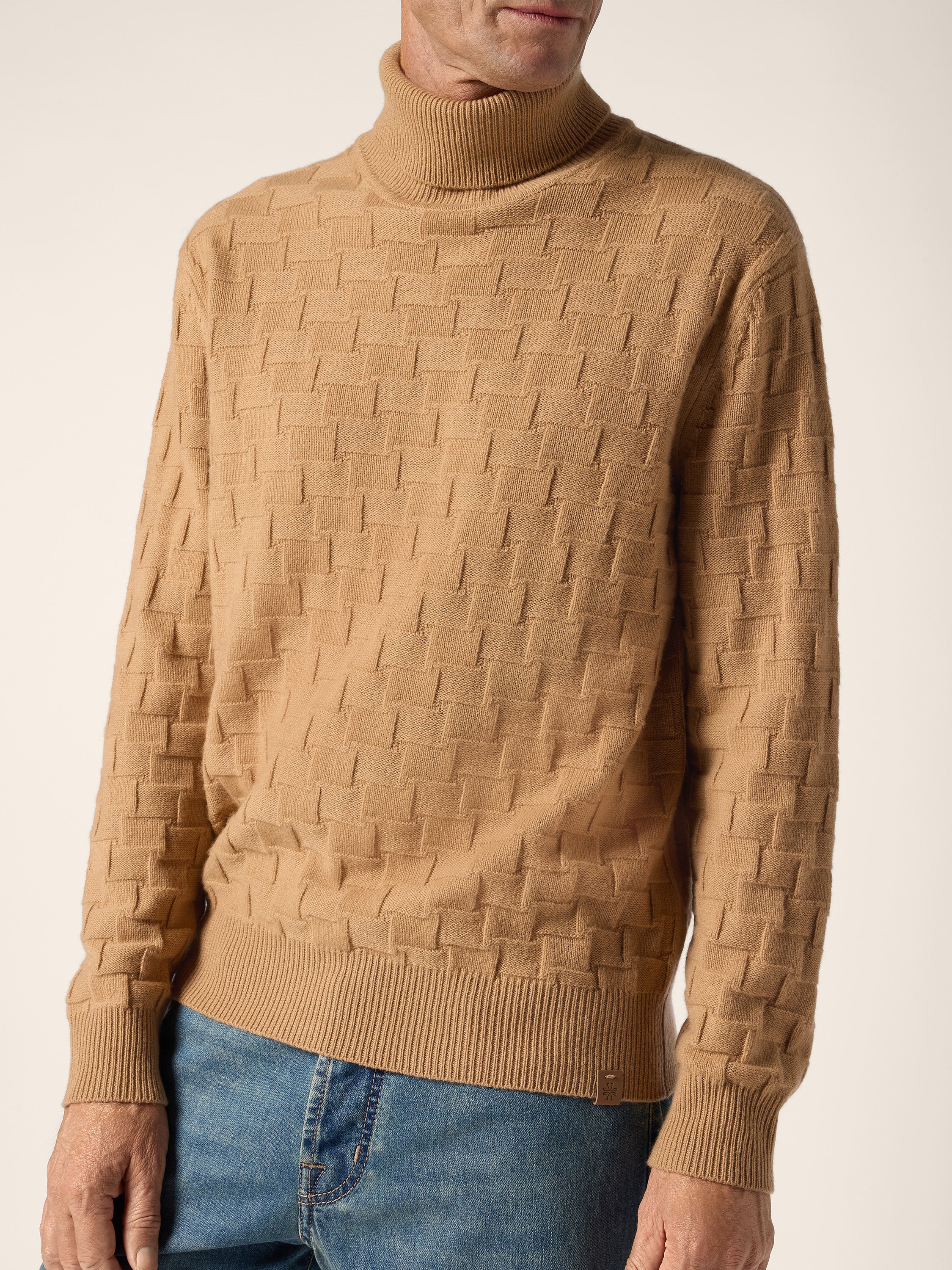 Wool-Cashmere Houndstooth Turtleneck - Image 4