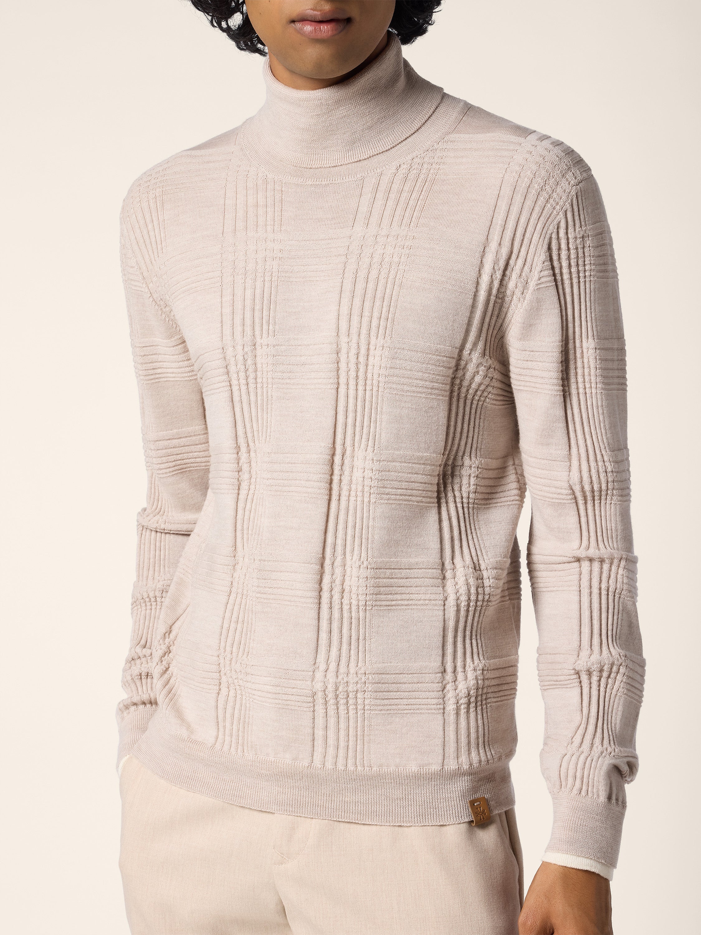Check Wool Turtleneck Top - Image 4