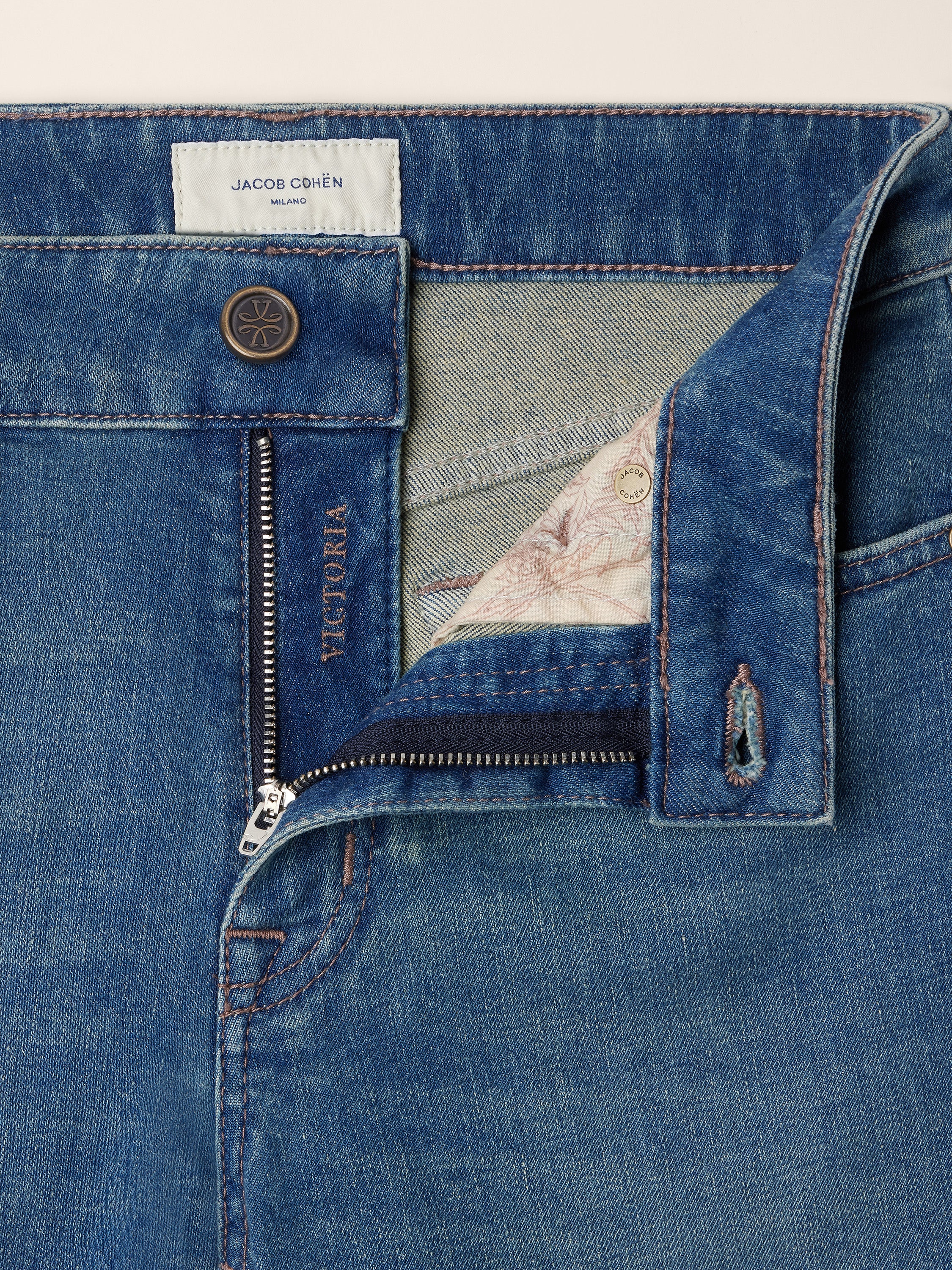 Victoria - Comfort Jeans - Image 4