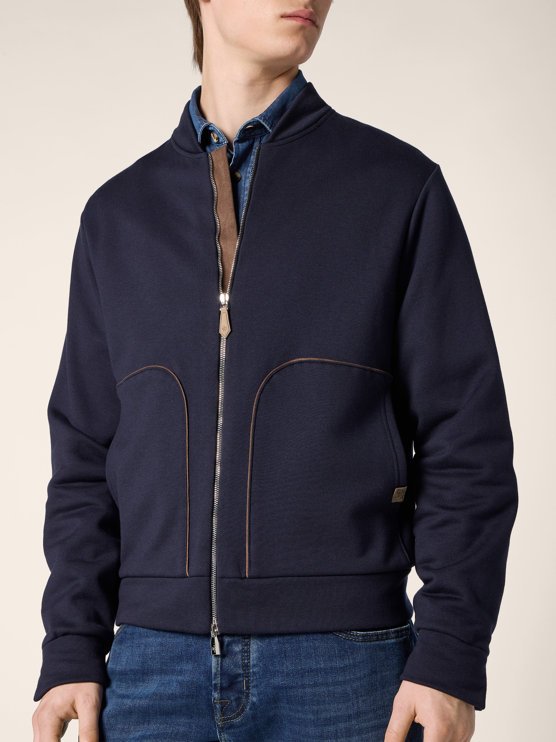Cashisland Sweatshirt - Image 4